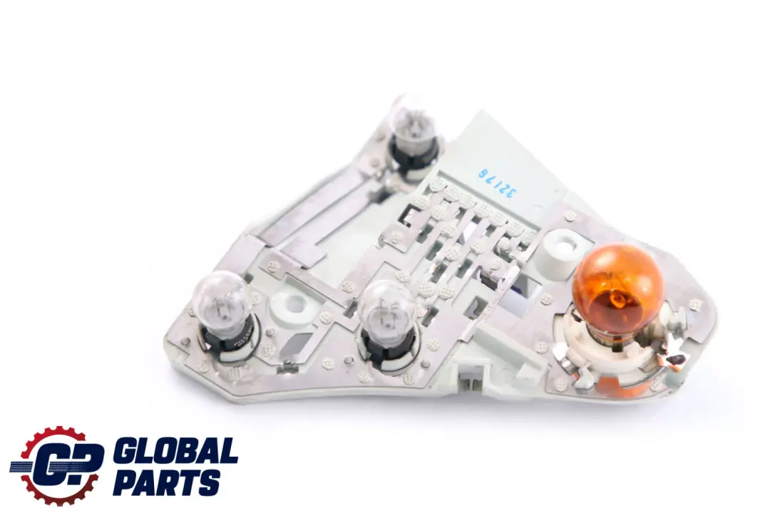 Side Panel Light Lamp Bulb Holder Socket Rear Right O/S to BMW 3 Series E92 with Part number 7174408 BMW 3 Series E92 Side Panel Light Lamp Bulb Holder Socket Rear Right O/S - SKU 7174408-1 - Part number 7174408