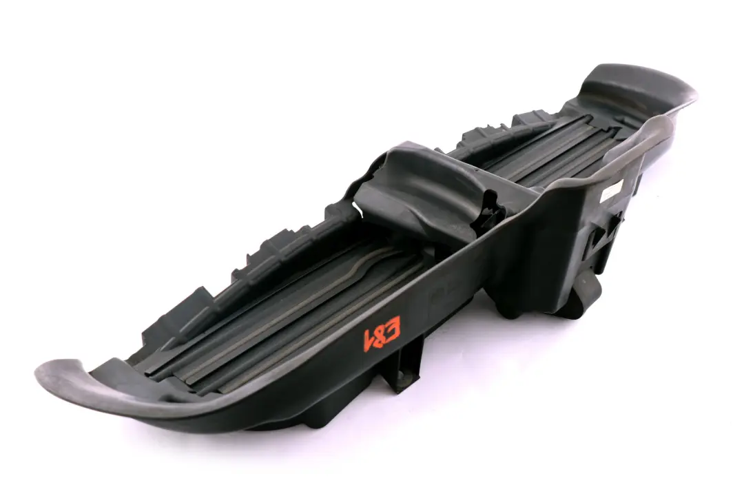 BMW 1 er E81 E87 LCI E88 Aktives Kühlklappensystem Oben - SKU 7174450 - Teilenummer 7174450