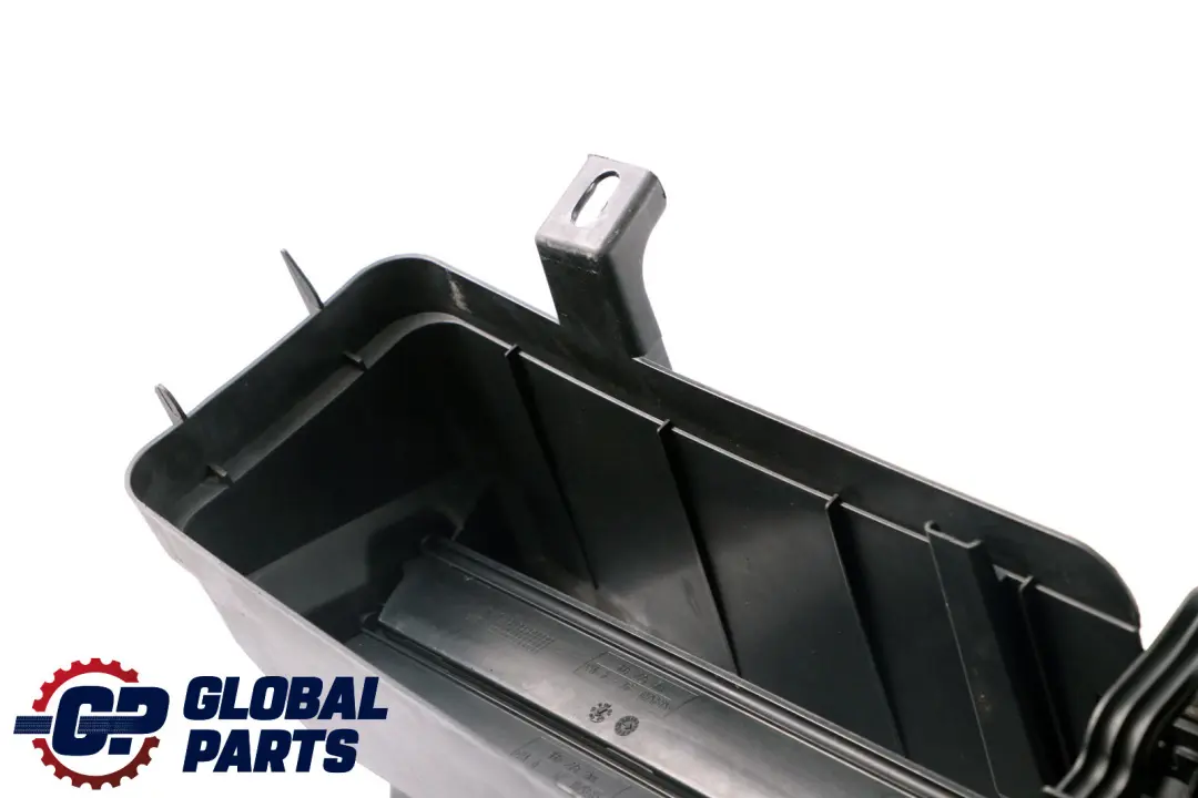 BMW E81 E87N Luftkanal Passive Kühlung Klappensystem Unten Vorne - SKU 7174452 - Teilenummer 7174452