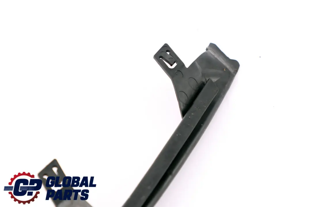 Guarnizione Faro Anteriore Sinistro per BMW E92 E93 con numero di parte 7174517 BMW E92 E93 Guarnizione Faro Anteriore Sinistro - SKU 7174517 - Numero di parte 7174517