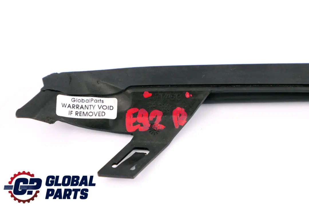 Joint d'étanchéité phare avant droit pour BMW E92 E93 à propos du numéro de pièce 7174518 BMW E92 E93 Joint d'étanchéité phare avant droit - SKU 7174518 - Numéro de pièce 7174518