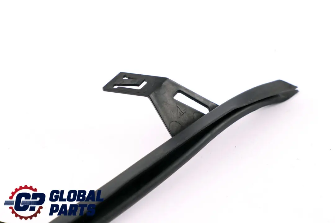 Junta Faro Delantero Derecho para BMW E92 E93 con número de pieza 7174518 BMW E92 E93 Junta Faro Delantero Derecho - SKU 7174518 - Número de pieza 7174518