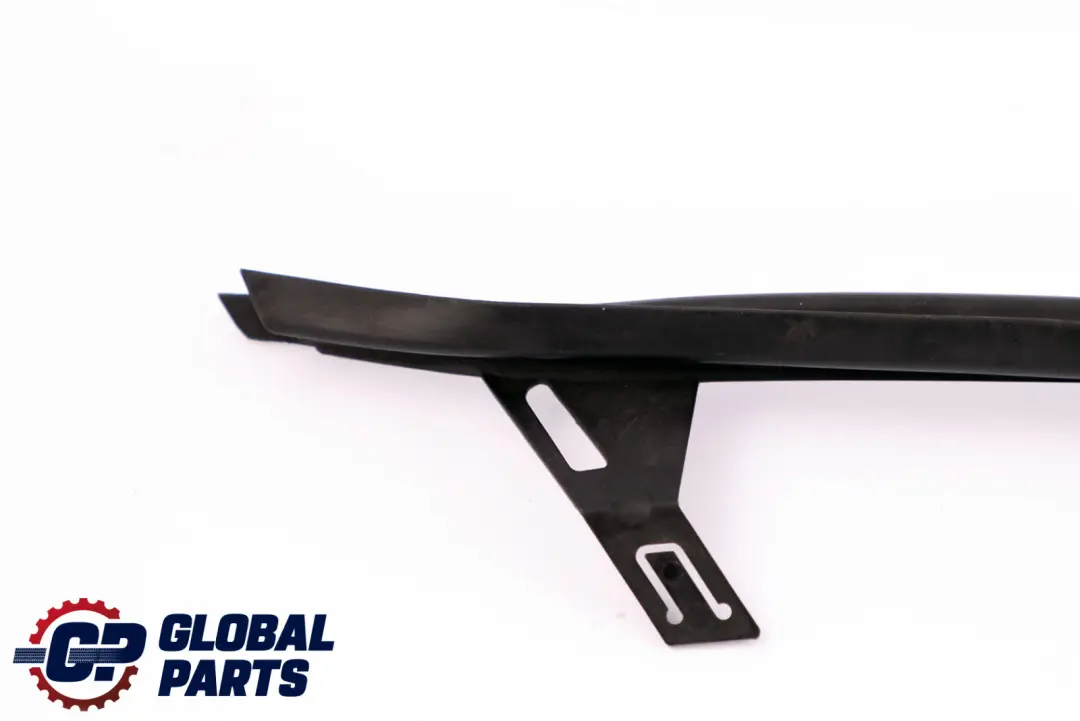 Joint d'étanchéité phare avant droit pour BMW E92 E93 à propos du numéro de pièce 7174518 BMW E92 E93 Joint d'étanchéité phare avant droit - SKU 7174518 - Numéro de pièce 7174518