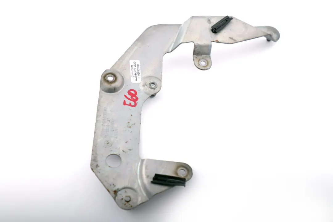 Plaque D'Adaptation devant a Droite 7202152 pour BMW 5 E60 E61 à propos du numéro de pièce 7174632 BMW 5 E60 E61 Plaque D'Adaptation devant a Droite 7202152 - SKU 7174632 - Numéro de pièce 7174632