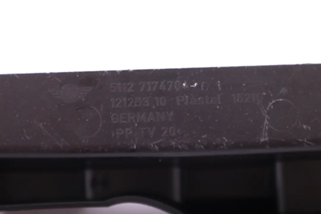 Soporte De montaje De guia 7250966 para Mini Clubman R55 LCI con número de pieza 7174704 Mini Clubman R55 LCI Soporte De montaje De guia 7250966 - SKU 7174704 - Número de pieza 7174704