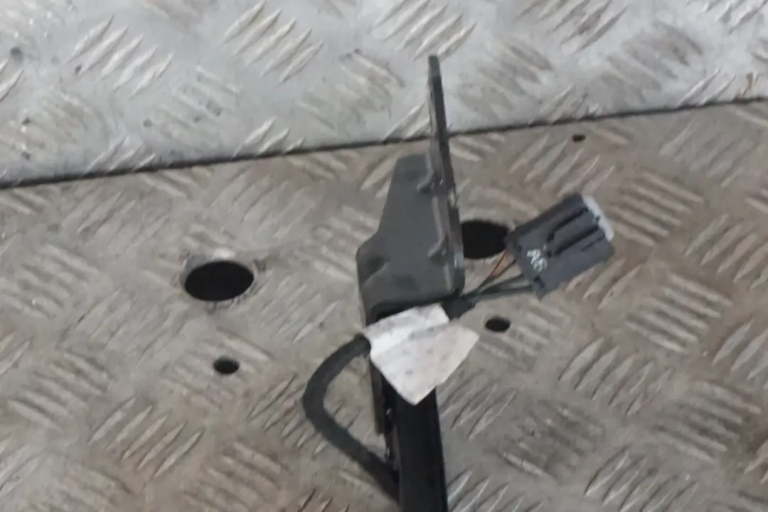 Mini R52 Cabrio Verdeck Spannbügel Abdeckung Halterung - SKU 7174766 - Teilenummer 7174766