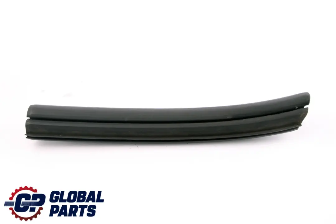 Sello Ruber Convertible Derecho Techo Plegable Mecanismo para BMW E88 con número de pieza 7174776 BMW E88 Sello Ruber Convertible Derecho Techo Plegable Mecanismo - SKU 7174776 - Número de pieza 7174776