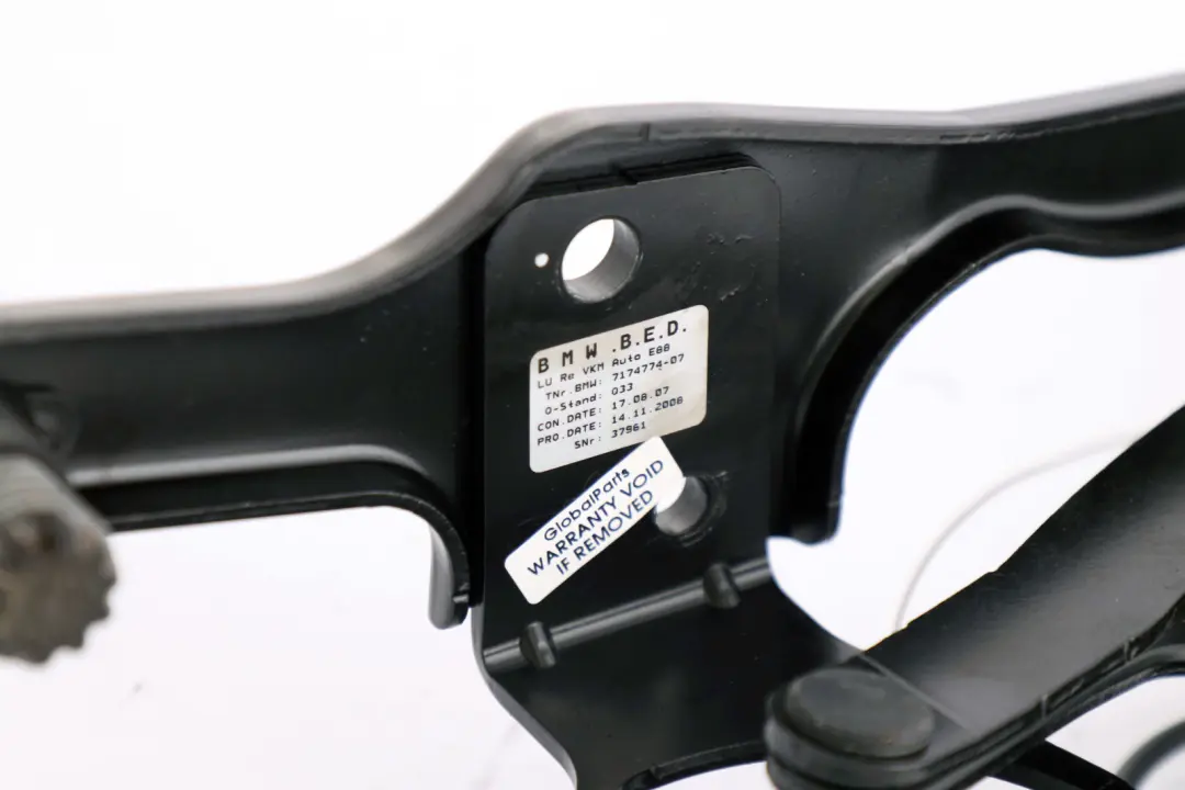 Right O/S Folding Top Roof Mechanism Hinge to BMW 1 Series E88 Convertible with Part number 7174774 BMW 1 Series E88 Convertible Right O/S Folding Top Roof Mechanism Hinge - SKU 7174774 - Part number 7174774