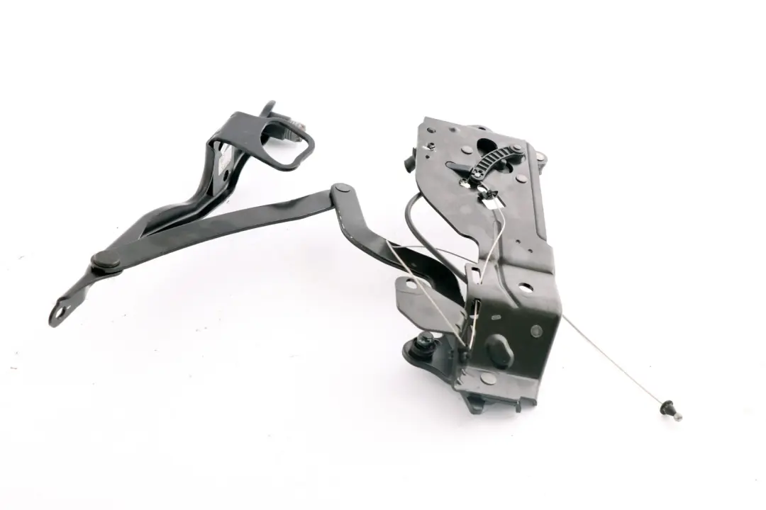 Zawias mechanizm prawy dachu dach do BMW Cabrio E88 o numerze 7174774 BMW Cabrio E88 Zawias mechanizm prawy dachu dach - SKU 7174774 - Numer Części 7174774