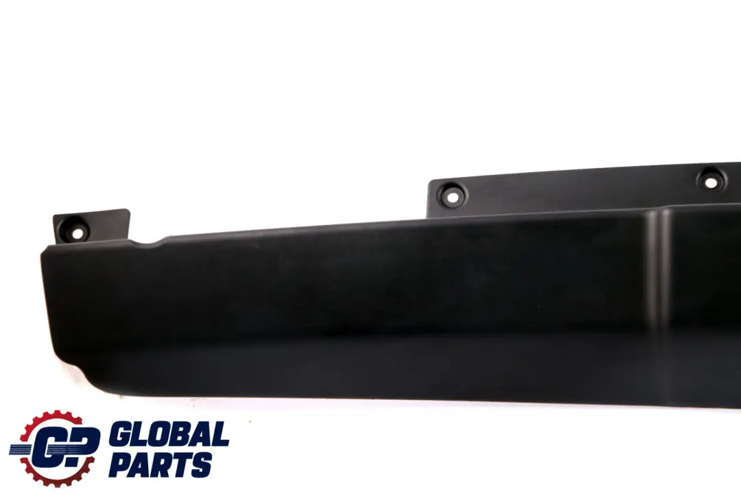 Blende Windlauf Verdeck Schwarz für BMW 1 er E88 Cabrio mit Teilenummer 7174799 BMW 1 er E88 Cabrio Blende Windlauf Verdeck Schwarz - SKU 7174799 - Teilenummer 7174799