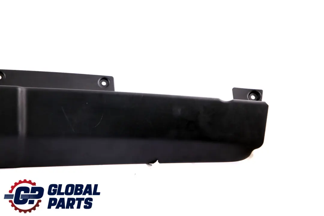 Parabrisas Marco Cubierta Plegable Top Trim Panel para BMW E88 con número de pieza 7174799 BMW E88 Parabrisas Marco Cubierta Plegable Top Trim Panel - SKU 7174799 - Número de pieza 7174799