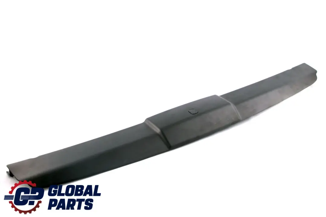 Parabrisas Marco Cubierta Plegable Top Trim Panel para BMW E88 con número de pieza 7174799 BMW E88 Parabrisas Marco Cubierta Plegable Top Trim Panel - SKU 7174799 - Número de pieza 7174799