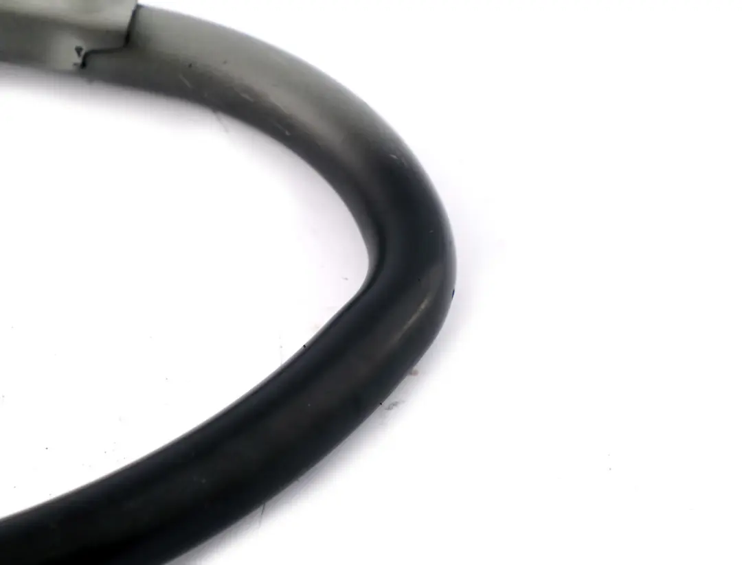 Couvercle de Coffre Droit Hinge Arm Black Sapphire pour BMW E63 à propos du numéro de pièce 7175304 BMW E63 Couvercle de Coffre Droit Hinge Arm Black Sapphire - SKU 7175304-BS - Numéro de pièce 7175304