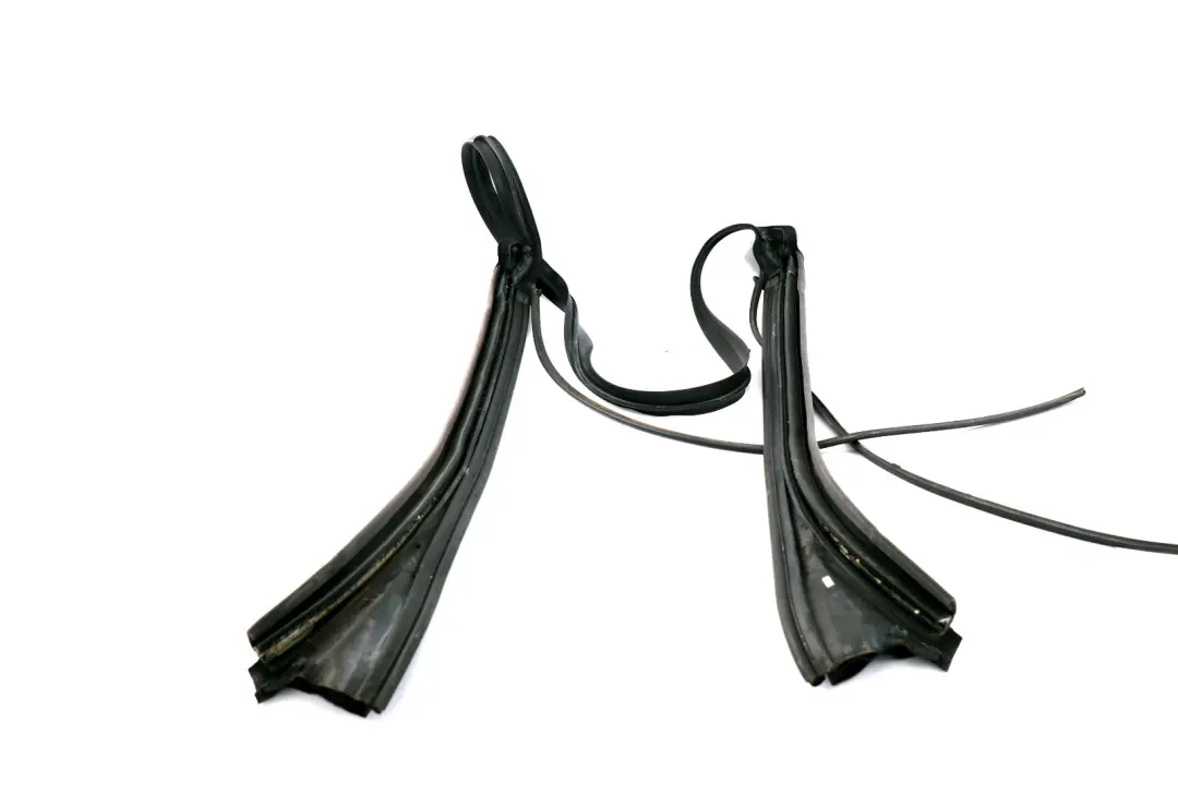 BMW Mini Cooper E64 Cabrio Abdichtung Windlauf A Säule SCHWARZ - SKU 7175474 - Teilenummer 7175474