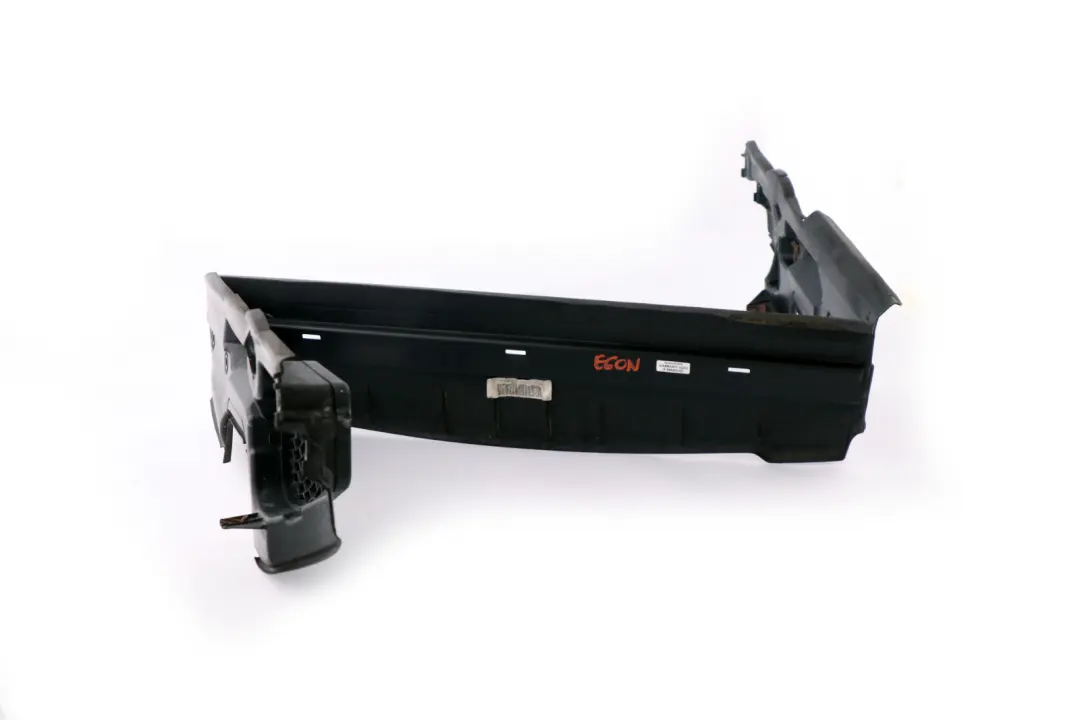 Condotto Aria Radiatore Trim U Shape per BMW E60 E61 LCI con numero di parte 7176719 BMW E60 E61 LCI Condotto Aria Radiatore Trim U Shape - SKU 7176719 - Numero di parte 7176719