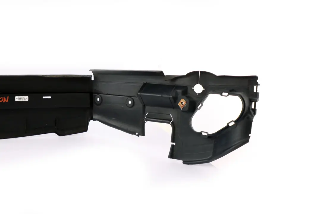 Condotto Aria Radiatore Trim U Shape per BMW E60 E61 LCI con numero di parte 7176719 BMW E60 E61 LCI Condotto Aria Radiatore Trim U Shape - SKU 7176719 - Numero di parte 7176719