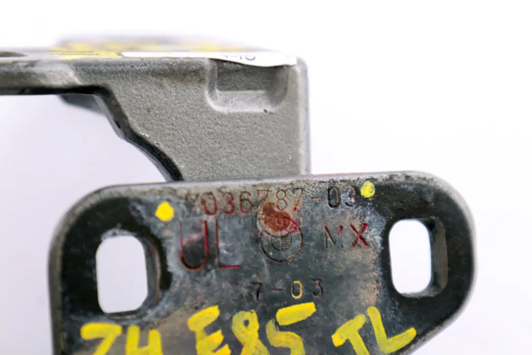 Türscharnier Oben Links Sterlingrau Silber 7036787 für BMW Z4 er E85 E86 mit Teilenummer 7176821 BMW Z4 er E85 E86 Türscharnier Oben Links Sterlingrau Silber 7036787 - SKU 7176821-STR - Teilenummer 7176821