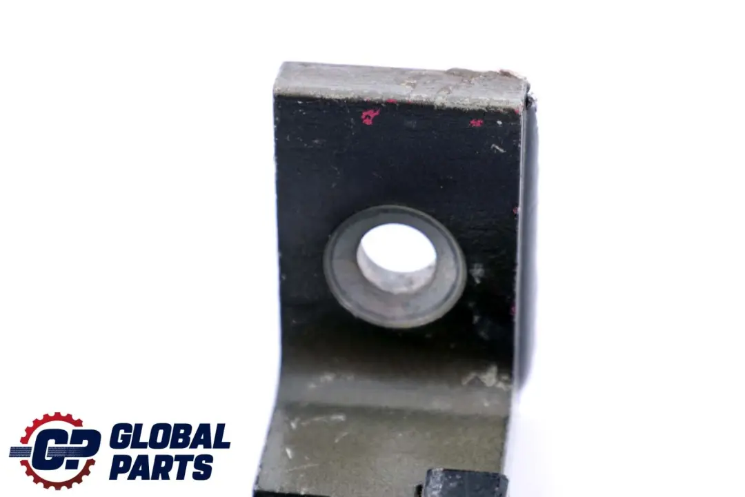 Front Left N/S Door Hinge Upper Black 7068673 to BMW 5 Series E60 E61 with Part number 7176847 BMW 5 Series E60 E61 Front Left N/S Door Hinge Upper Black 7068673 - SKU 7176847-BLK - Part number 7176847