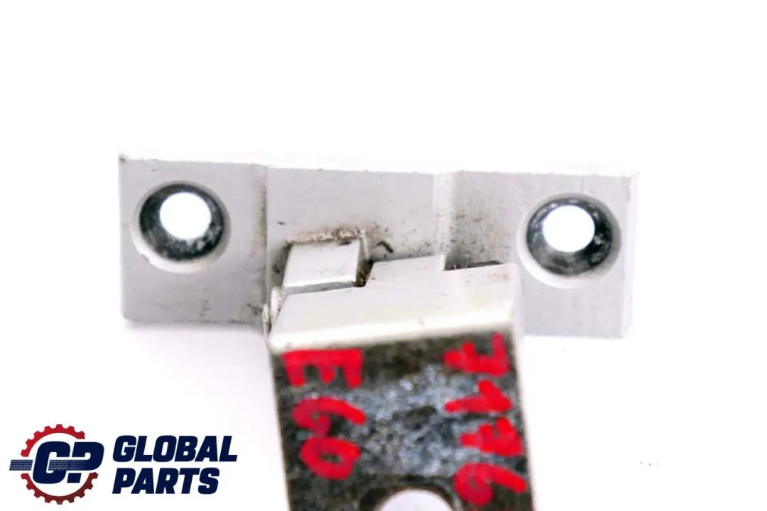 Front Right Door Upper Hinge Titansilber Silver to BMW 5 X5 Series E60 E61 E70 M5 with Part number 7068074 BMW 5 X5 Series E60 E61 E70 M5 Front Right Door Upper Hinge Titansilber Silver - SKU 7176848-TS - Part number 7068074