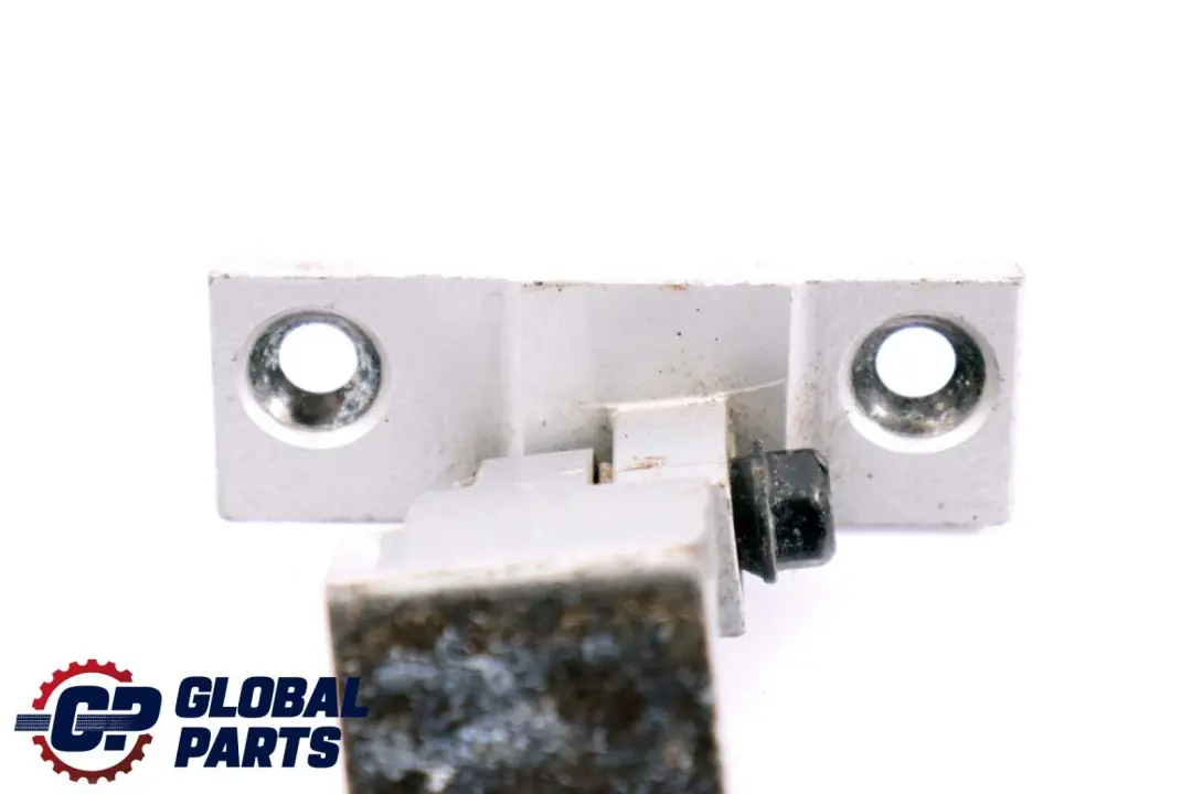 Front Left N/S Door Hinge Lower Titansilber Silver 354 to BMW 5 Series E60 E61 with Part number 7176849 BMW 5 Series E60 E61 Front Left N/S Door Hinge Lower Titansilber Silver 354 - SKU 7176849-TS - Part number 7176849