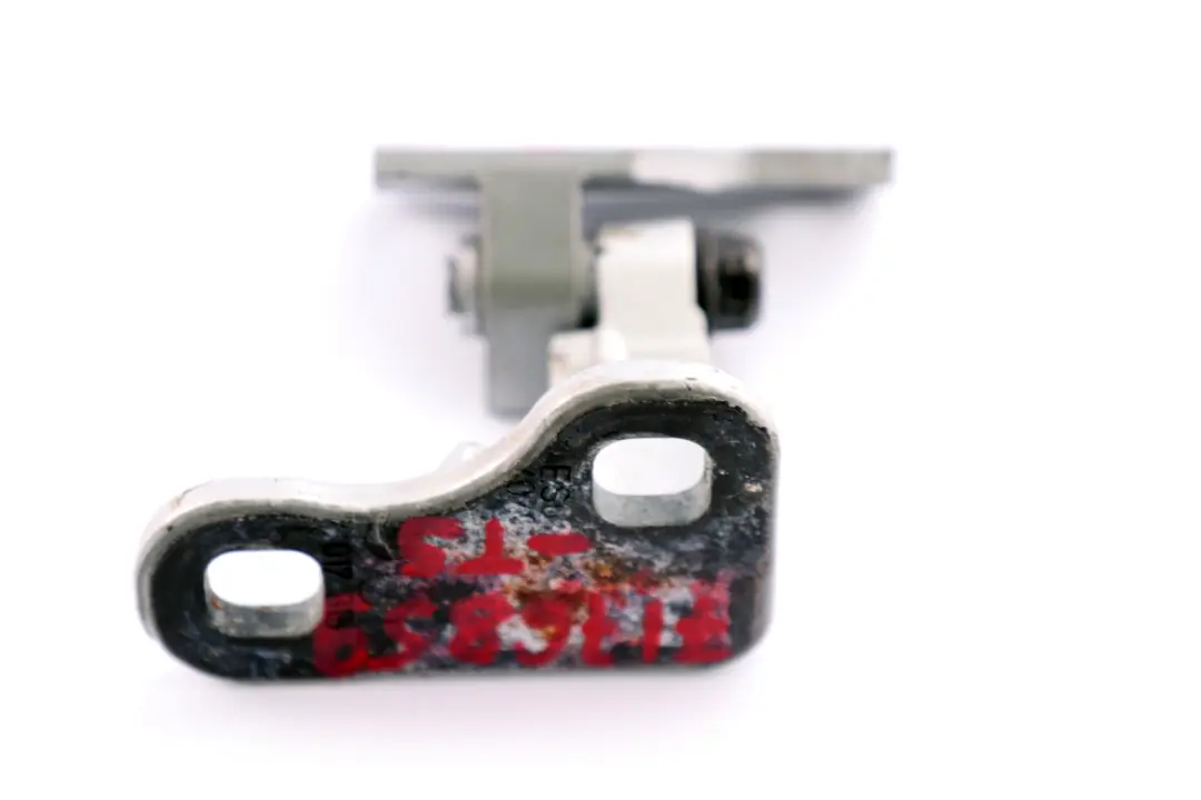 Charnière supérieure de porte avant gauche Titansilber Silver - 354 pour BMW E65 à propos du numéro de pièce 7176859 BMW E65 Charnière supérieure de porte avant gauche Titansilber Silver - 354 - SKU 7176859-TS - Numéro de pièce 7176859