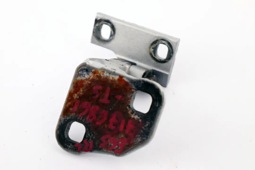 Door Hinge Bottom Lower Left N/S Titan Silver to BMW 7 Series E65 E66 E67 with Part number 7176861 BMW 7 Series E65 E66 E67 Door Hinge Bottom Lower Left N/S Titan Silver - SKU 7176861-TS - Part number 7176861