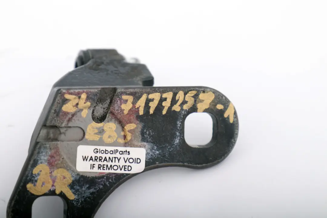 Door Hinge Bottom Lower Left N/S Black to BMW Z4 Series E85 E86 with Part number 7177257 BMW Z4 Series E85 E86 Door Hinge Bottom Lower Left N/S Black - SKU 7177257-1 - Part number 7177257