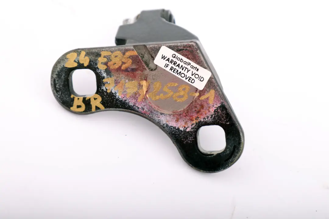 Door Hinge Bottom Lower Right O/S Black to BMW Z4 Series E85 E86 with Part number 7177258 BMW Z4 Series E85 E86 Door Hinge Bottom Lower Right O/S Black - SKU 7177258-1 - Part number 7177258