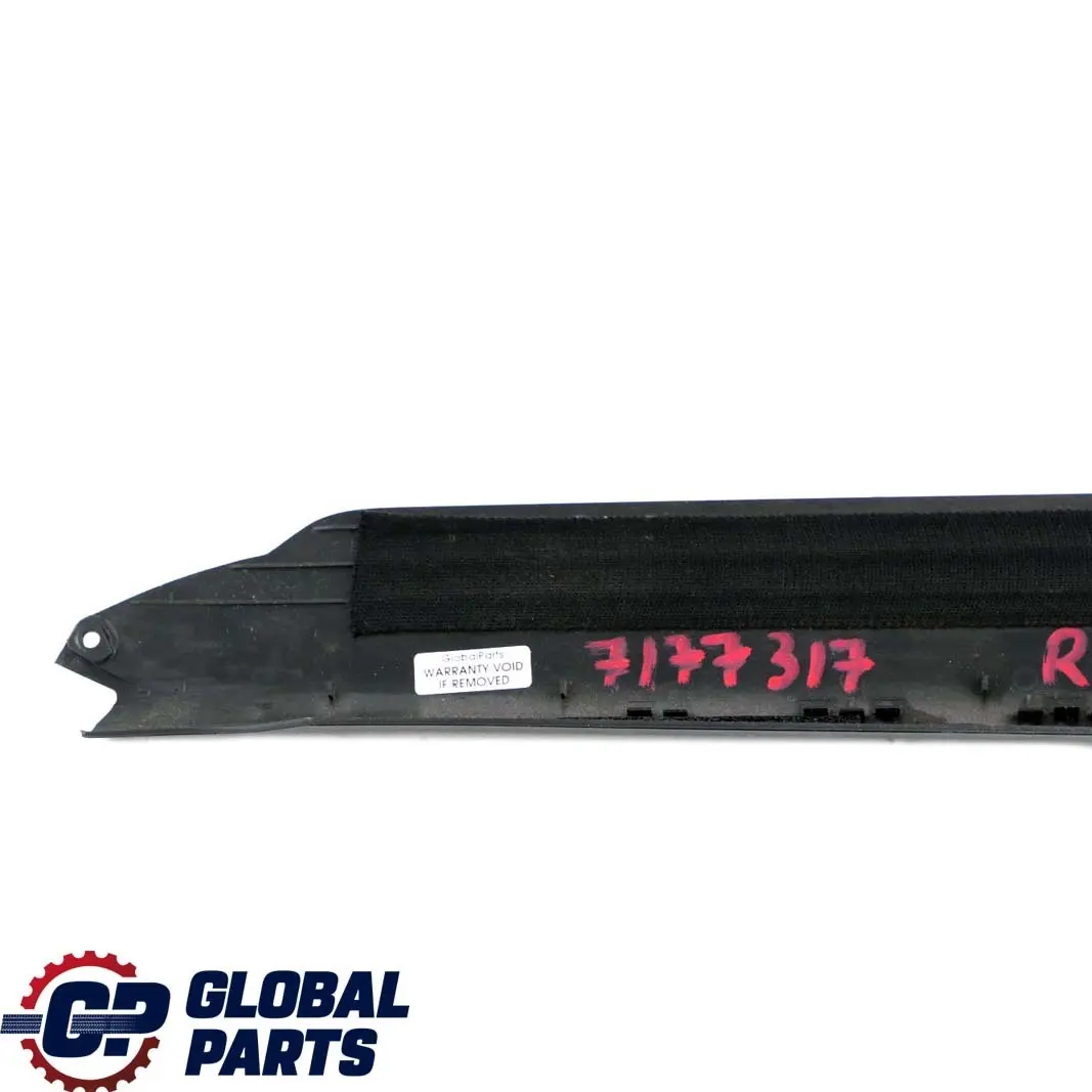 Rivestimento Interno Sinistro Tetto Apribile per Mini Cabrio R52 con numero di parte 7177317 Mini Cabrio R52 Rivestimento Interno Sinistro Tetto Apribile - SKU 7177317-1 - Numero di parte 7177317