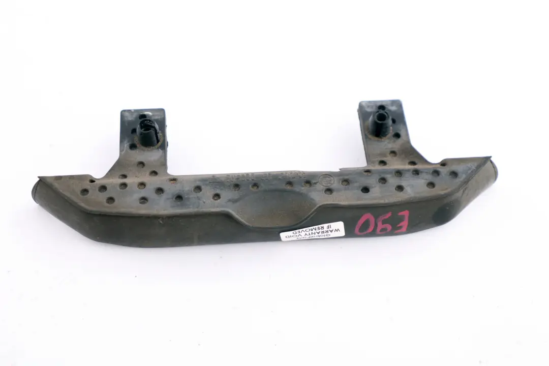 Junta Motor Capo Capo Junta Delantera para BMW E90 E91 con número de pieza 7177869 BMW E90 E91 Junta Motor Capo Capo Junta Delantera - SKU 7177869 - Número de pieza 7177869