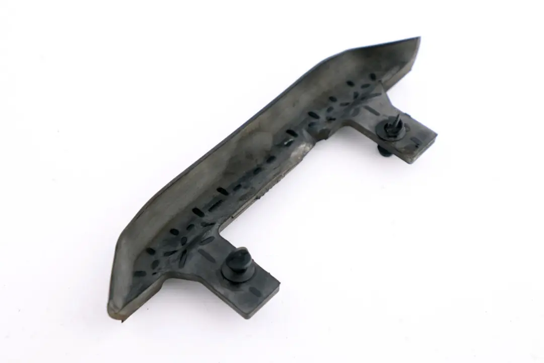 Guarnizione Motorhauben-Dichtung Frontale 5171 per BMW E90 E91 con numero di parte 7177869 BMW E90 E91 Guarnizione Motorhauben-Dichtung Frontale 5171 - SKU 7177869 - Numero di parte 7177869