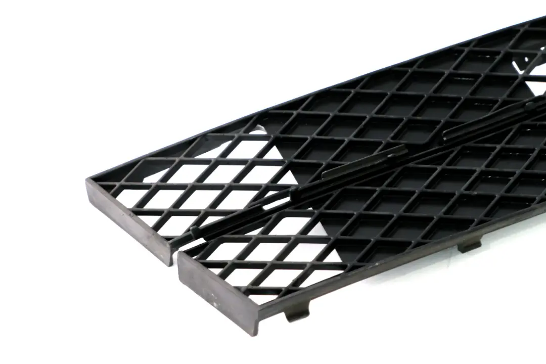 BMW E60 E61 LCI Inferiore Paraurti Anteriore Griglia Griglia Destra O/S - SKU 7178098 - Numero di parte 7178098