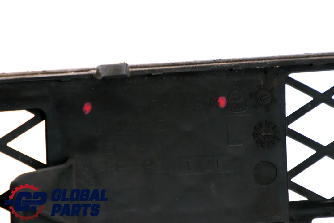 BMW 1 E60 E60N E61 E61N LCI Kühlergrill BCD Seitlich Links - SKU 7178109 - Teilenummer 7178109