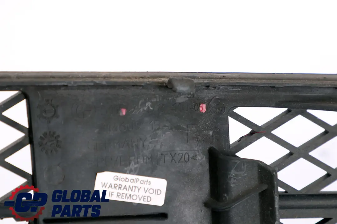 Front Bumper Centre Grill Grid Right O/S to BMW 5 Series E60 E61 LCI with Part number 7178110 BMW 5 Series E60 E61 LCI Front Bumper Centre Grill Grid Right O/S - SKU 7178110 - Part number 7178110