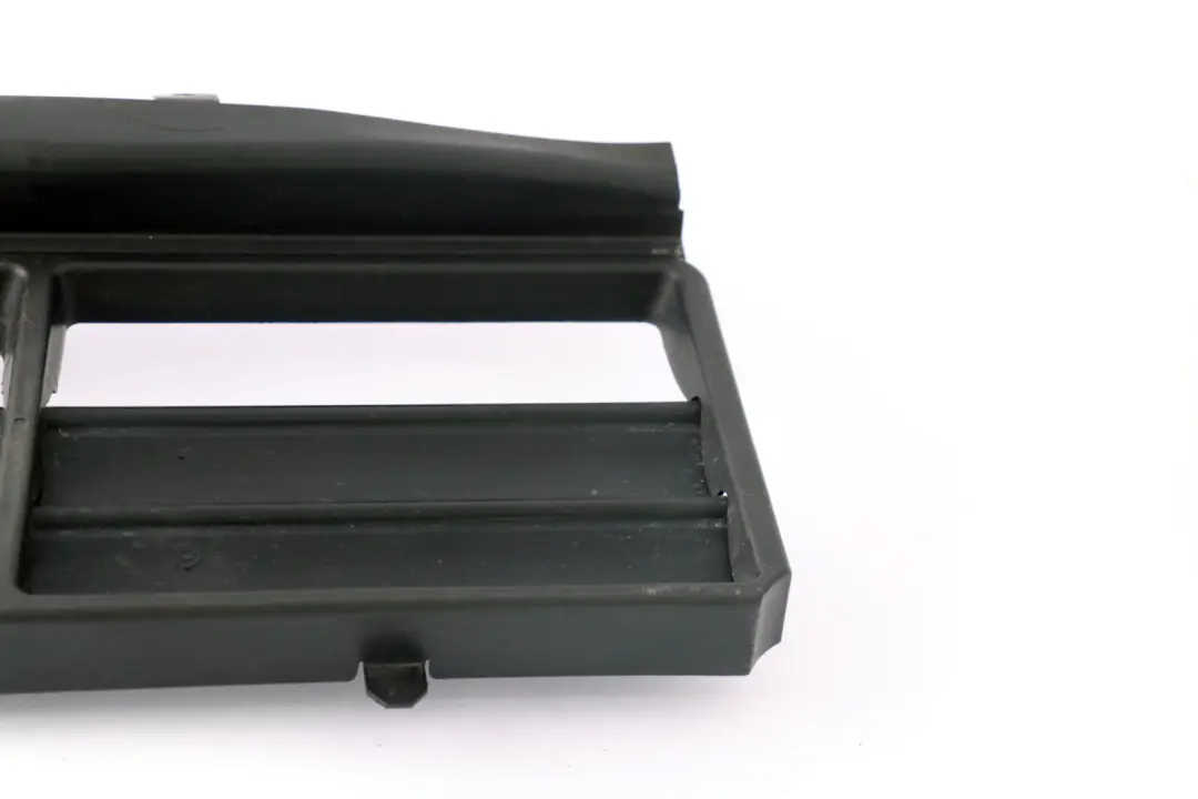 Front Lower Bottom Air Flap Duct Control Cover to BMW 5 Series E60 E61 LCI with Part number 7178119 BMW 5 Series E60 E61 LCI Front Lower Bottom Air Flap Duct Control Cover - SKU 7178119 - Part number 7178119