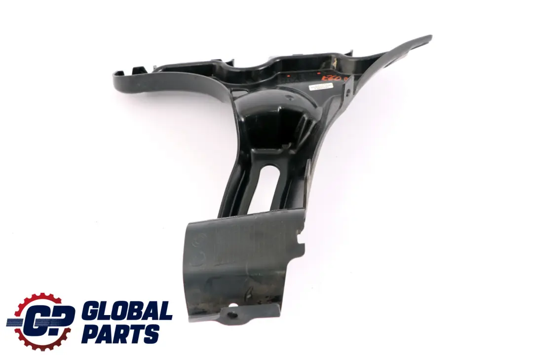 Aufnahme Stossfänger hinten rechts 5112 für BMW E60 LCi mit Teilenummer 7178186 BMW E60 LCi Aufnahme Stossfänger hinten rechts 5112 - SKU 7178186 - Teilenummer 7178186