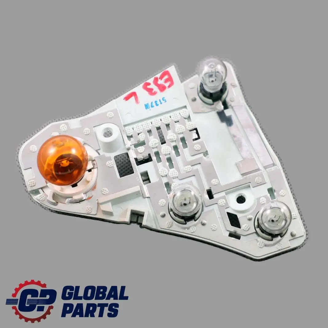 Boczny Panel Lampy Uchwyt Żarówki Gniazdo Tylne Lewe do BMW E93 o numerze 7178383 BMW E93 Boczny Panel Lampy Uchwyt Żarówki Gniazdo Tylne Lewe - SKU 7178383 - Numer Części 7178383