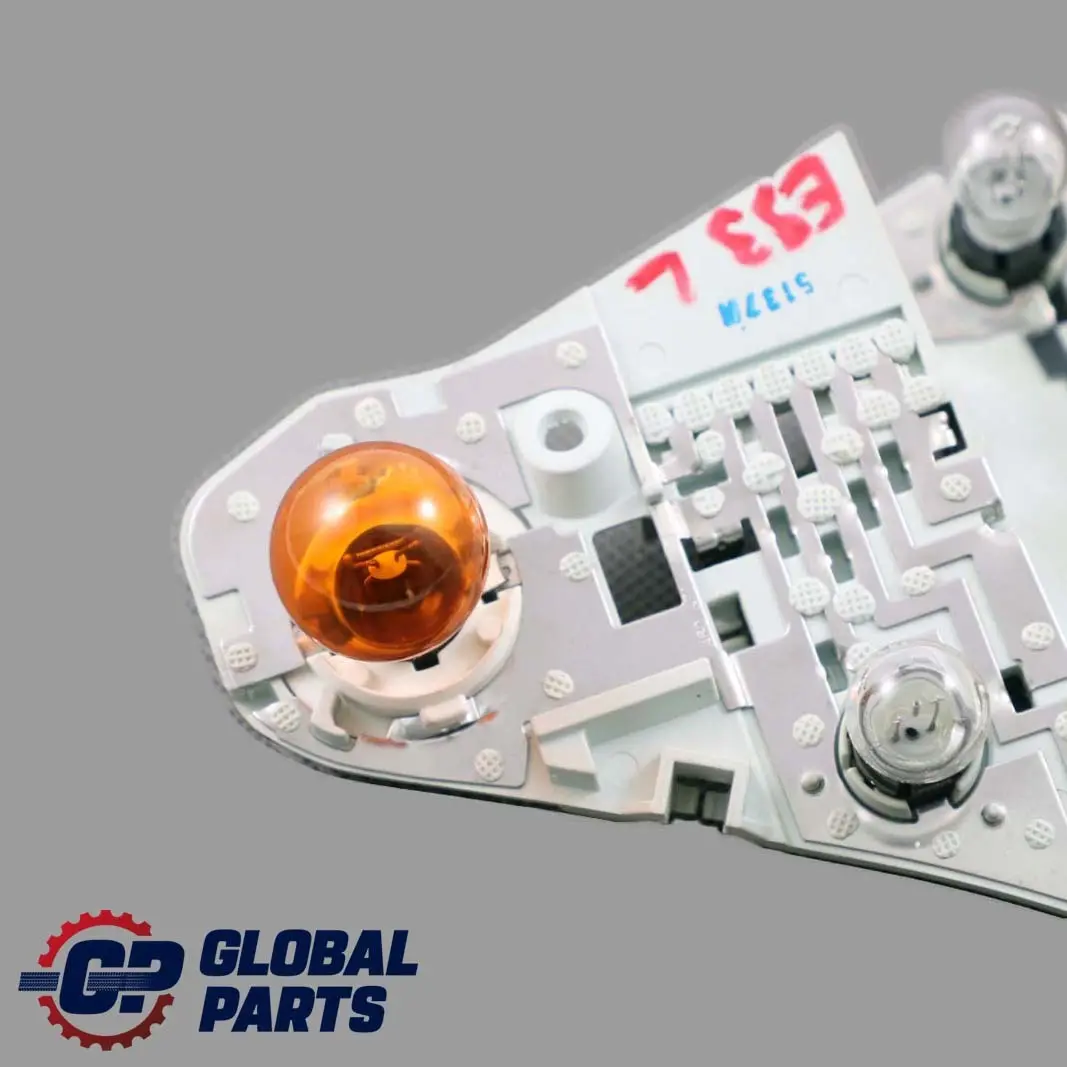 Pannello Laterale Luce Portalampada Zoccolo Posteriore Sinistro per BMW E93 con numero di parte 7178383 BMW E93 Pannello Laterale Luce Portalampada Zoccolo Posteriore Sinistro - SKU 7178383 - Numero di parte 7178383