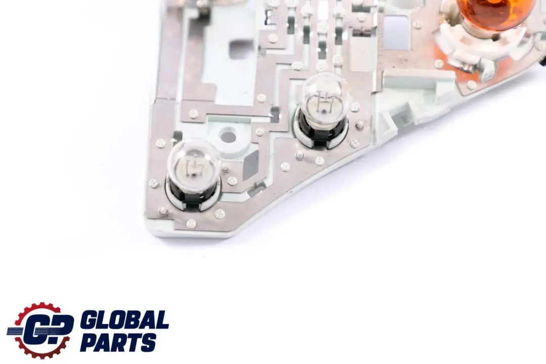 Side Panel Light Lamp Bulb Holder Socket Rear Right O/S to BMW E93 with Part number 7178384 BMW E93 Side Panel Light Lamp Bulb Holder Socket Rear Right O/S - SKU 7178384 - Part number 7178384