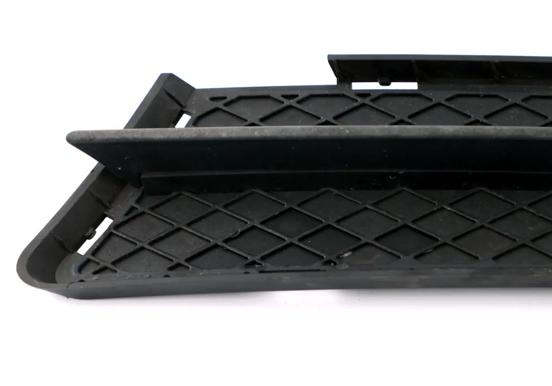 Grille De Pare-Chocs Avant BMW E90 E91 Grille Fermée Inférieure Gauche pour à propos du numéro de pièce 7178993 Grille De Pare-Chocs Avant BMW E90 E91 Grille Fermée Inférieure Gauche - SKU 7178993 - Numéro de pièce 7178993