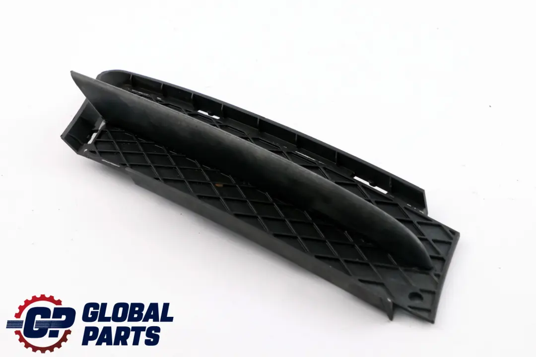 Grille Calandre Inférieure Fermée Pare-Chocs Avant Droit pour BMW E90 E91 à propos du numéro de pièce 7178994 BMW E90 E91 Grille Calandre Inférieure Fermée Pare-Chocs Avant Droit - SKU 7178994 - Numéro de pièce 7178994