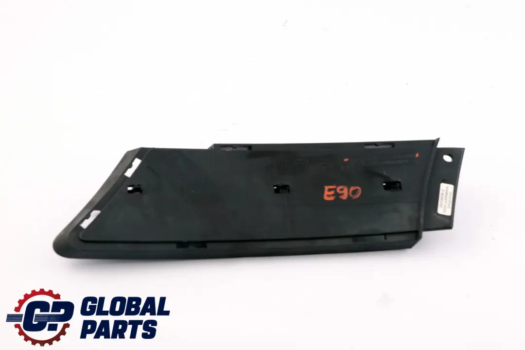 Rejilla Cerrada Parachoques Delantero Derecha Lado Exterior para BMW E90 E91 con número de pieza 7178994 BMW E90 E91 Rejilla Cerrada Parachoques Delantero Derecha Lado Exterior - SKU 7178994 - Número de pieza 7178994