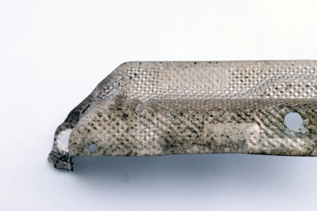 N45 320si Luftleitblech Getriebe für BMW 3 er E90 mit Teilenummer 7179001 BMW 3 er E90 N45 320si Luftleitblech Getriebe - SKU 7179001 - Teilenummer 7179001