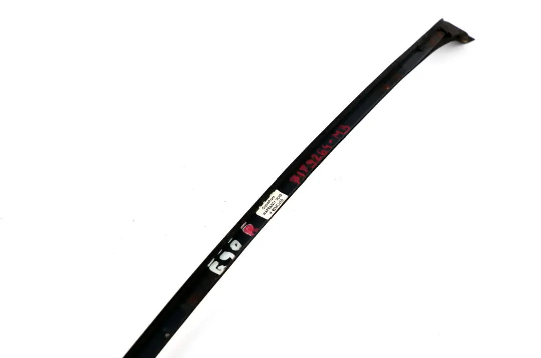 Front Windscreen Drip Moulding Right Monacoblau Blue to BMW 3 Series E90 E91 LCI with Part number 7179264 BMW 3 Series E90 E91 LCI Front Windscreen Drip Moulding Right Monacoblau Blue - SKU 7179264-MB - Part number 7179264