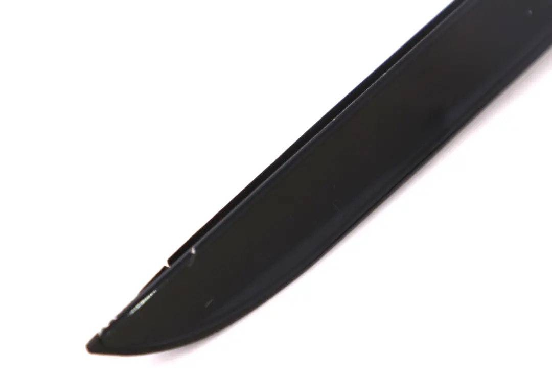 Front Windscreen Drip Moulding Right Monacoblau Blue to BMW 3 Series E90 E91 LCI with Part number 7179264 BMW 3 Series E90 E91 LCI Front Windscreen Drip Moulding Right Monacoblau Blue - SKU 7179264-MB - Part number 7179264