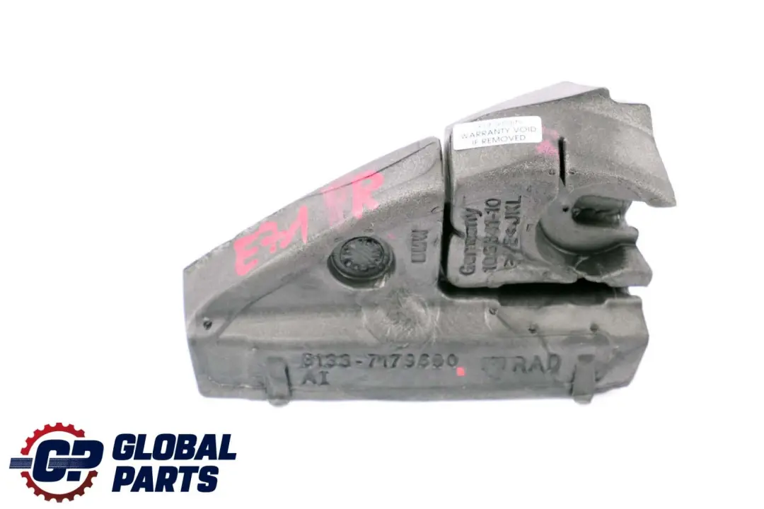 Seal Inner Cover Mirror Wing Triangle Right O/S to BMW X6 Series E71 with Part number 7179690 BMW X6 Series E71 Seal Inner Cover Mirror Wing Triangle Right O/S - SKU 7179690 - Part number 7179690