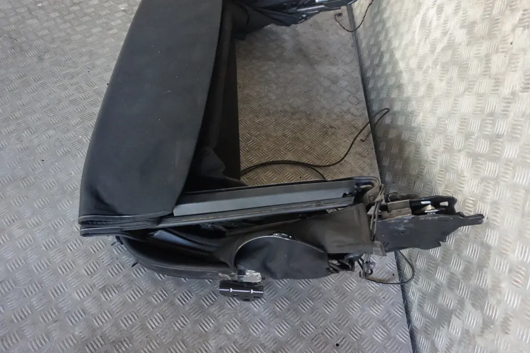 Roof Retractable Folding Top Hardtop to BMW Mini Cooper One R52 Cabrio Convertible with Part number 7180037 BMW Mini Cooper One R52 Cabrio Convertible Roof Retractable Folding Top Hardtop - SKU 7180037 - Part number 7180037