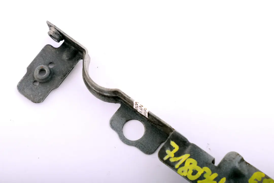 Staffa Destra Ingresso Pannello Laterale per BMW E92 E93 LCI con numero di parte 7180344 BMW E92 E93 LCI Staffa Destra Ingresso Pannello Laterale - SKU 7180344 - Numero di parte 7180344