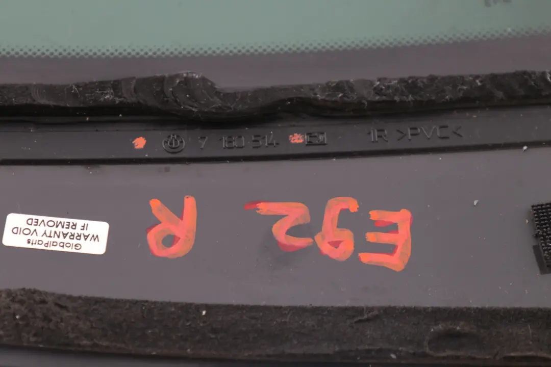 Vitre latérale porte arrière droite Noir AS3 Garniture noire pour BMW E92 à propos du numéro de pièce 7180514 BMW E92 Vitre latérale porte arrière droite Noir AS3 Garniture noire - SKU 7180514 - Numéro de pièce 7180514