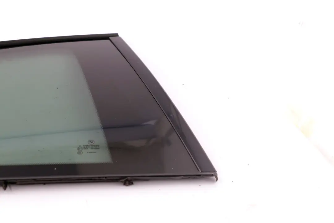 Puerta Trasera Derecha Ventana Lateral Vidrio Negro AS3 Negro Trim para BMW E92 con número de pieza 7180514 BMW E92 Puerta Trasera Derecha Ventana Lateral Vidrio Negro AS3 Negro Trim - SKU 7180514 - Número de pieza 7180514